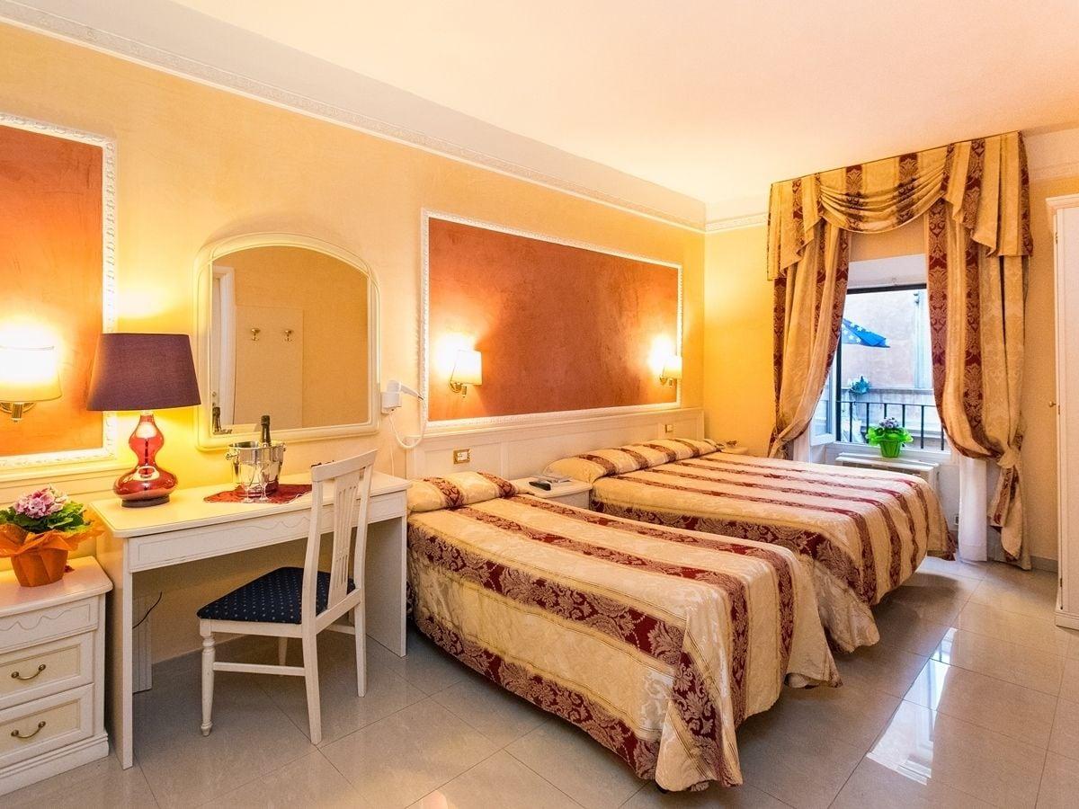 Hotel Erdarelli Рим Екстериор снимка