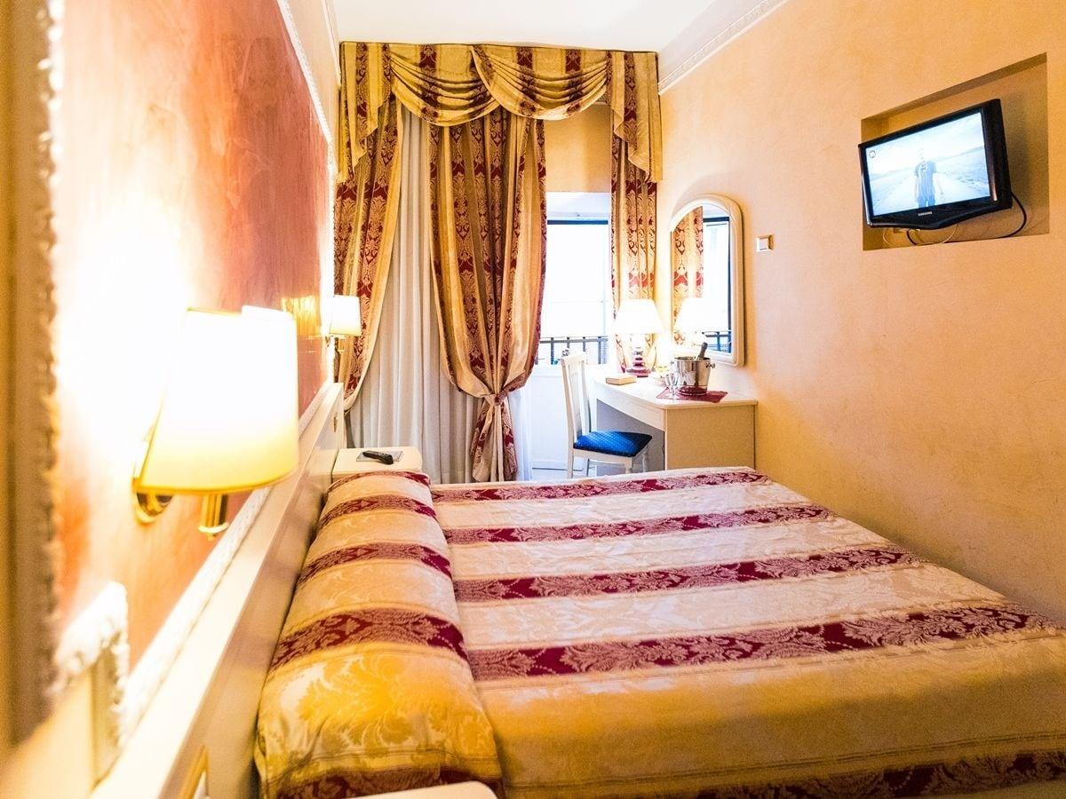 Hotel Erdarelli Рим Екстериор снимка