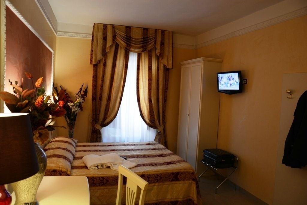 Hotel Erdarelli Рим Екстериор снимка