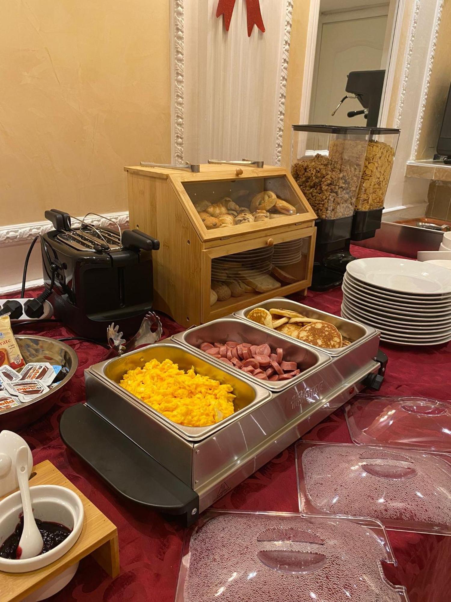 Hotel Erdarelli Рим Екстериор снимка