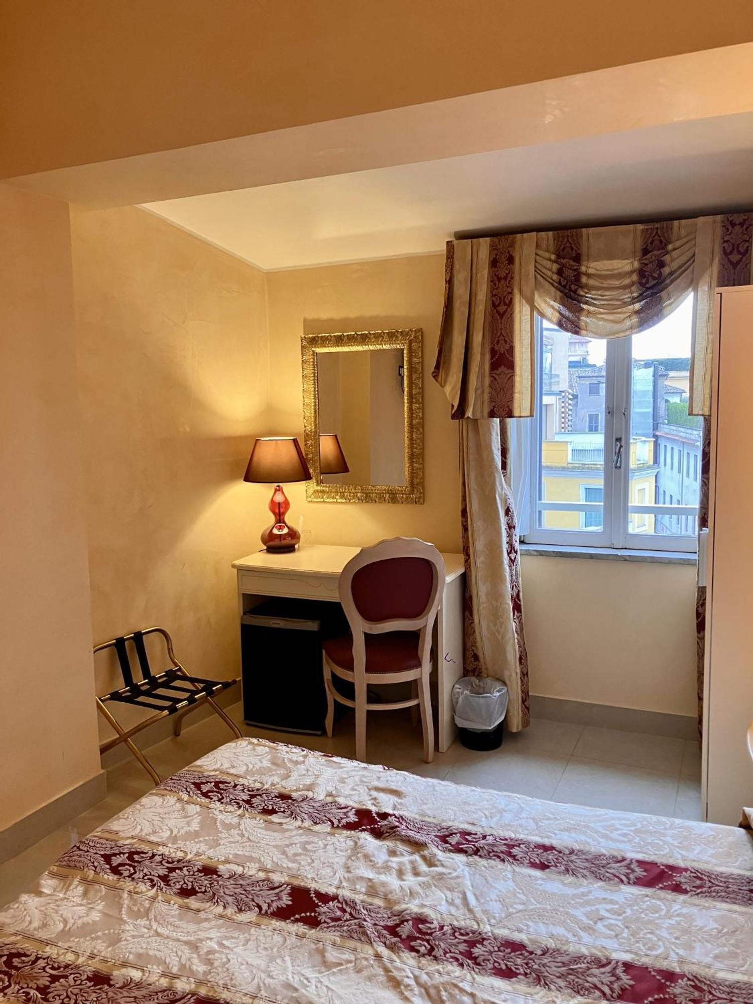 Hotel Erdarelli Рим Екстериор снимка