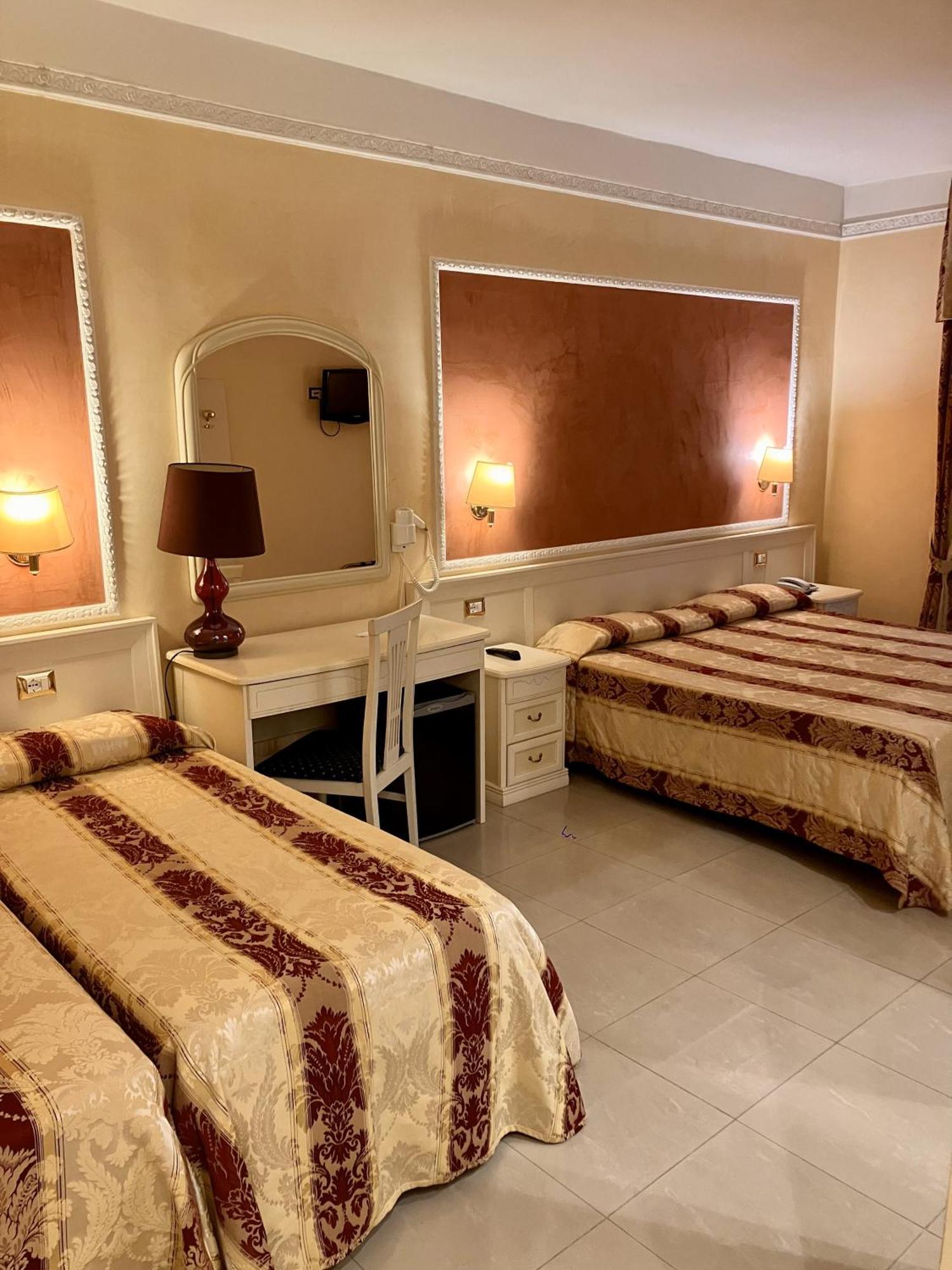 Hotel Erdarelli Рим Екстериор снимка