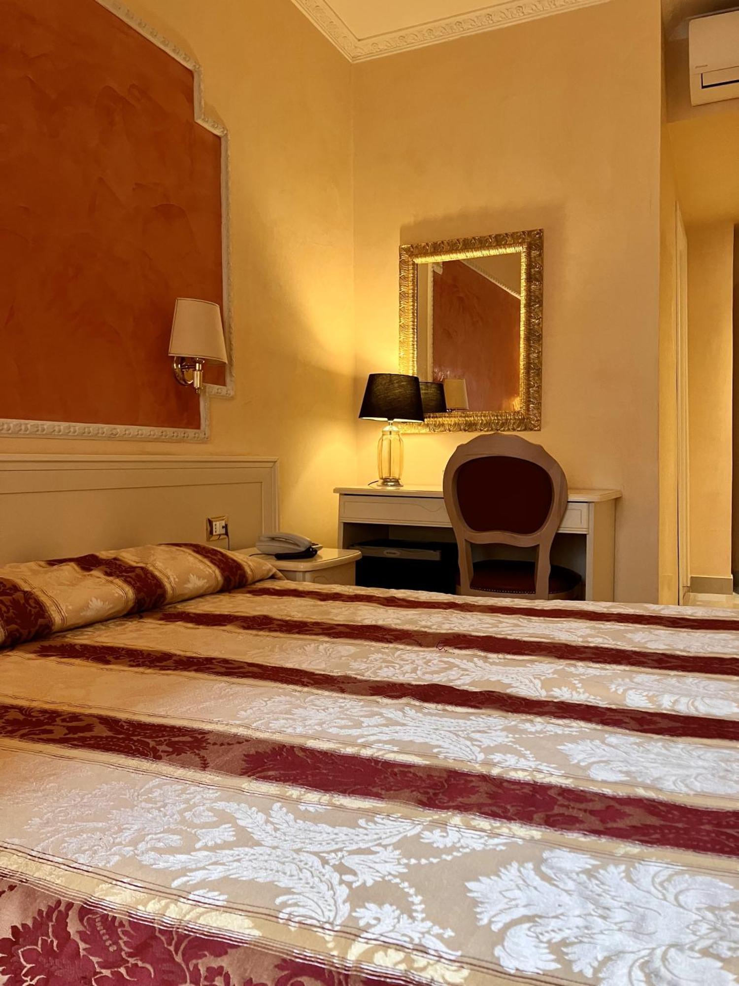 Hotel Erdarelli Рим Екстериор снимка