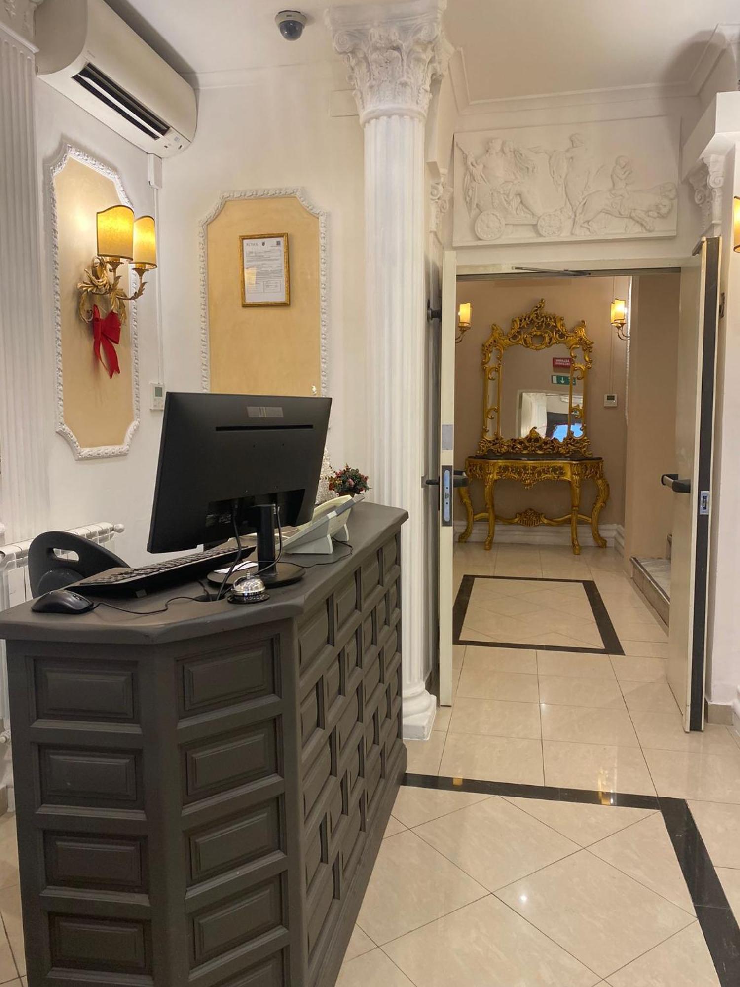 Hotel Erdarelli Рим Екстериор снимка