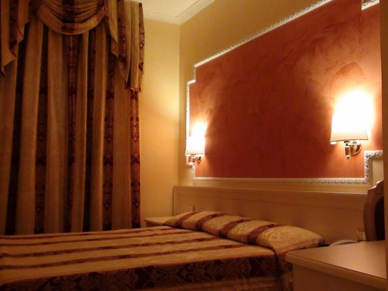 Hotel Erdarelli Рим Екстериор снимка