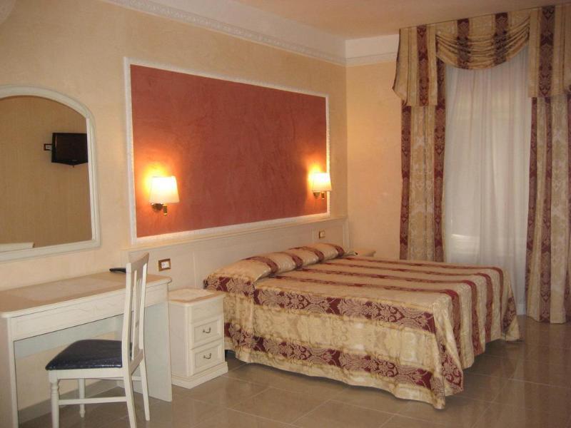 Hotel Erdarelli Рим Екстериор снимка